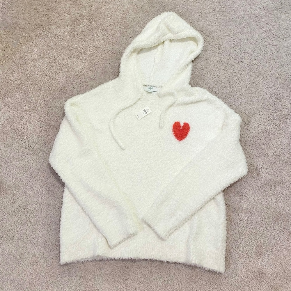 NWT Aerie American Eagle Fuzzy Heart Sherpa Pullover Sweatshirt Hoodie White Red
